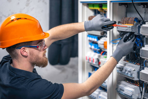 Best Circuit Breaker Repair  in Falling Waters, WV